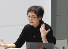 国家の枠組み 超えた視点を 島館長×菊池裕⼦さん ⾦沢21 美でトーク